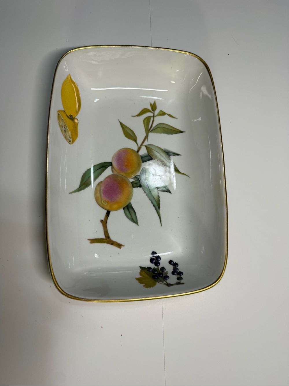 Royal Worcester evesham White Ceramic Fruit-Print Serving Dish with Gold Trim